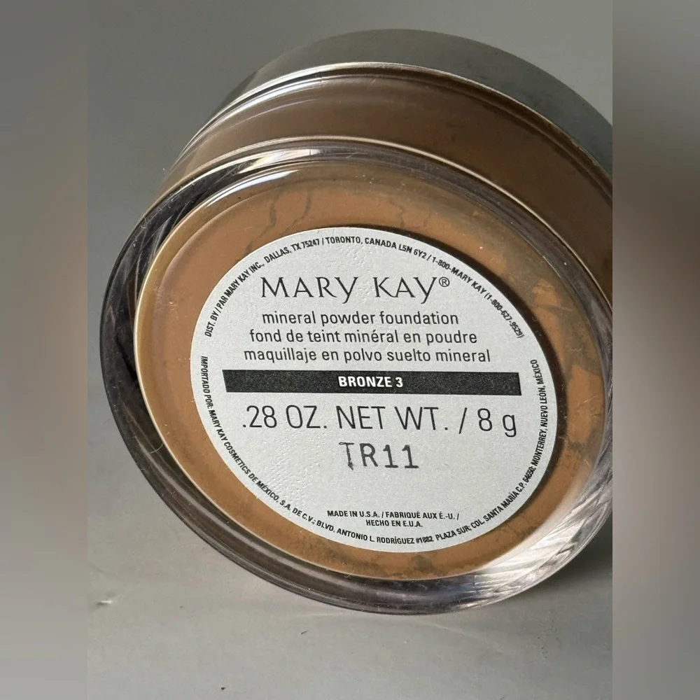 NEW Mary Kay mineral powder foundation Bronze 3 .28 oz. Makeup